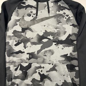 Nike Dri-Fit Camo Hoodie Men’s Medium